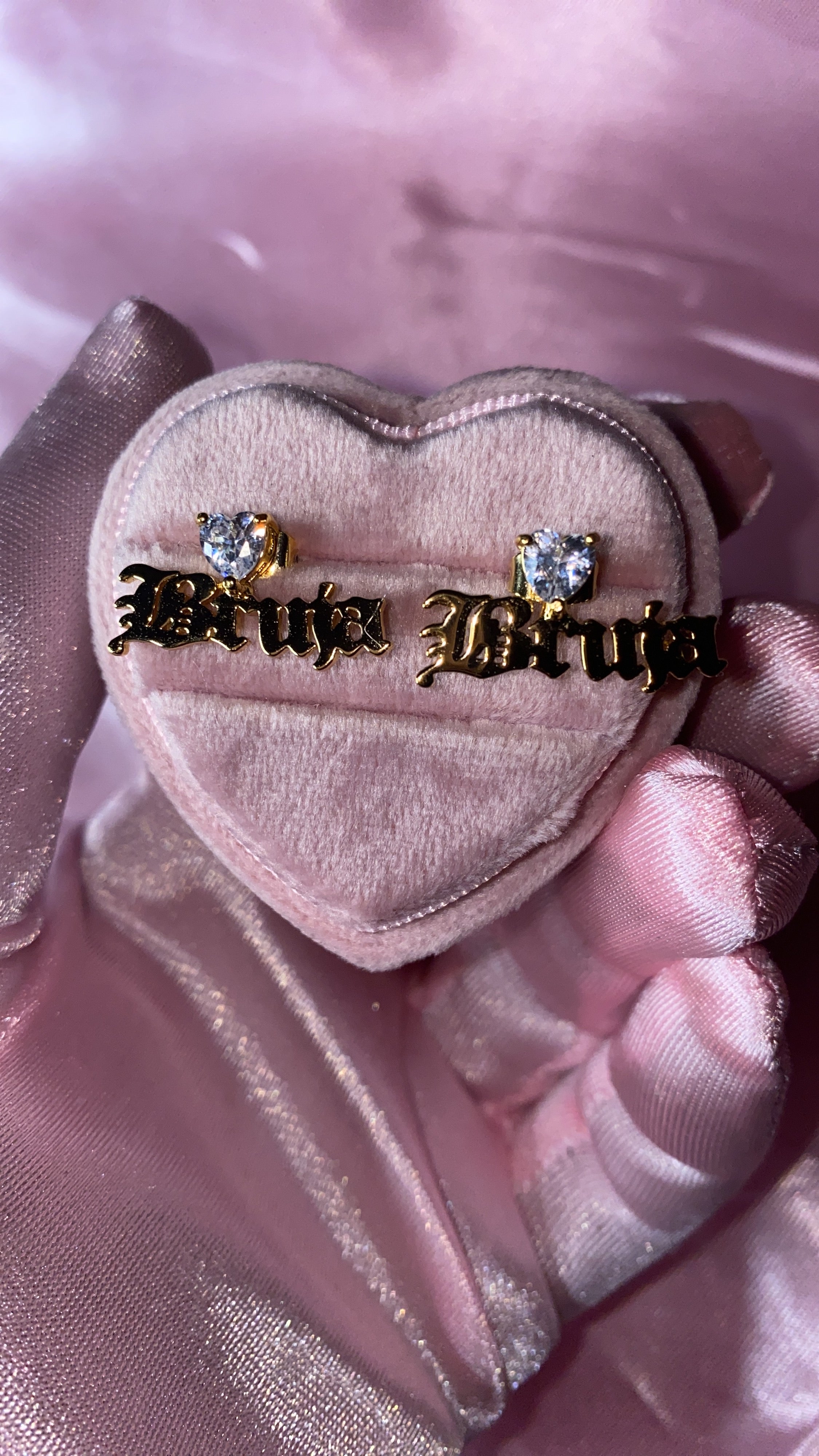 Bruja Heart Studs - High Priestess of Love